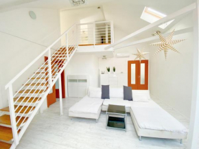 Loft with Rooftop and Garage